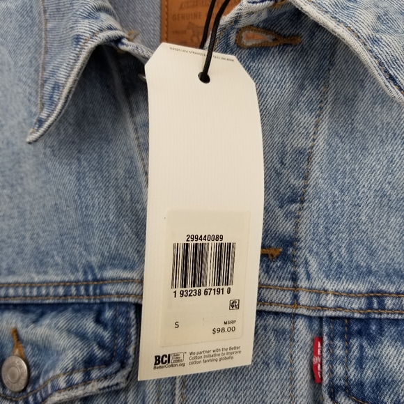 Levi's | NWT Ex-Boyfriend Trucker Denim Jacket - Picture 5 of 9